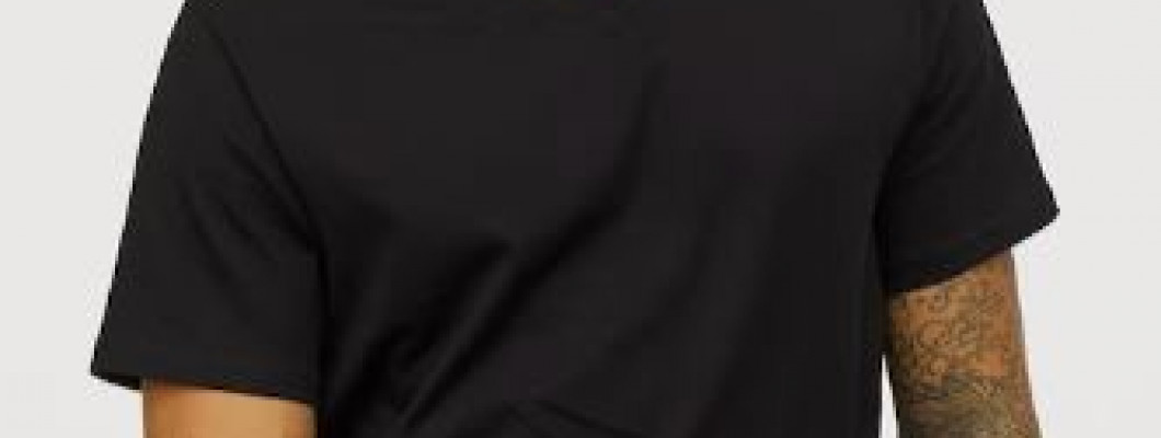 How to wear a V-Neck T-Shirt